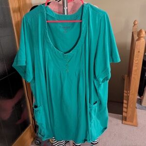 💜Roamans short sleeved blouse 4x